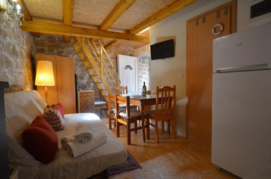 Studio Apartment La Maison De Catherine Rovinj Zewnętrze zdjęcie