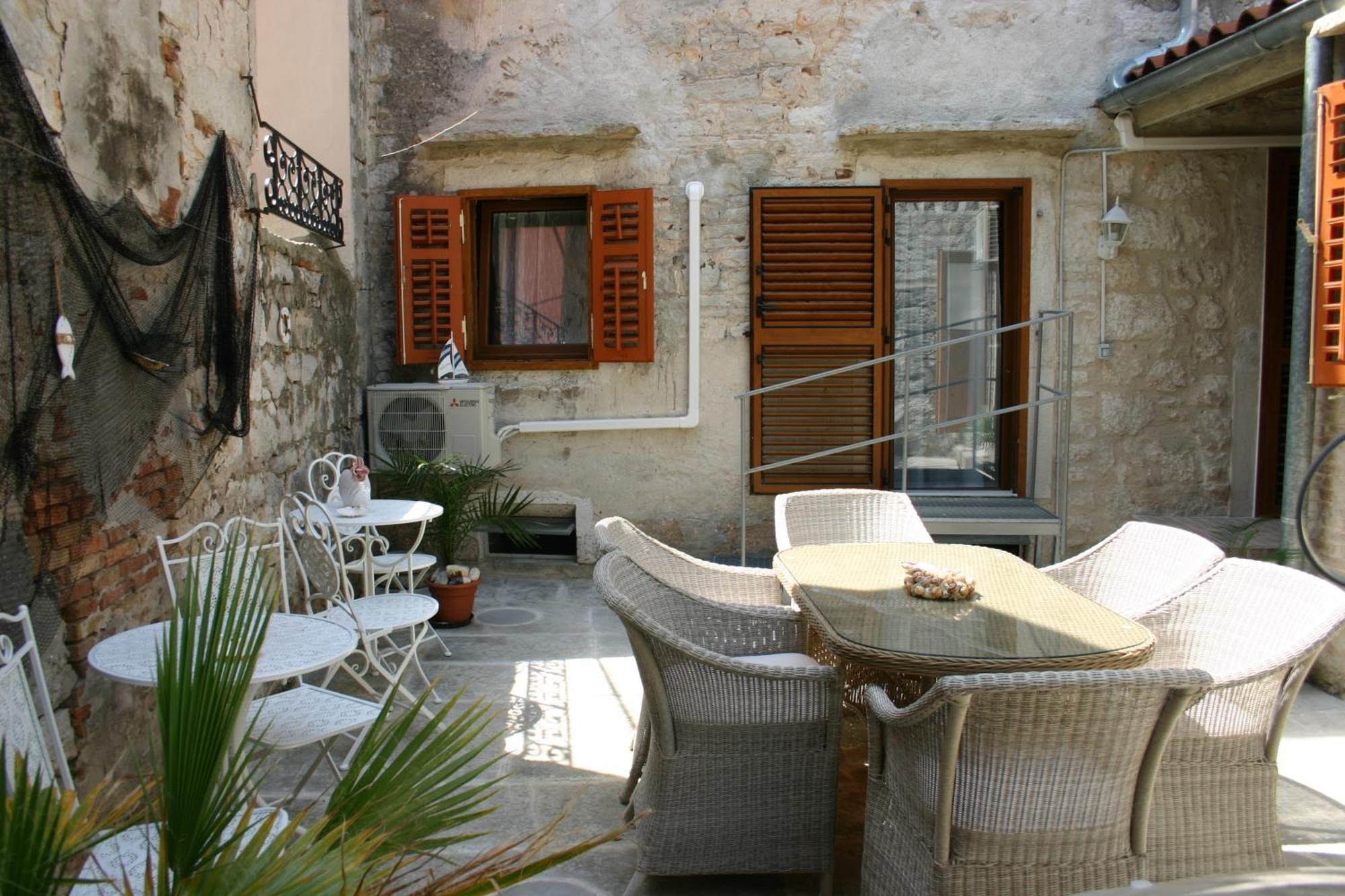 Studio Apartment La Maison De Catherine Rovinj Zewnętrze zdjęcie